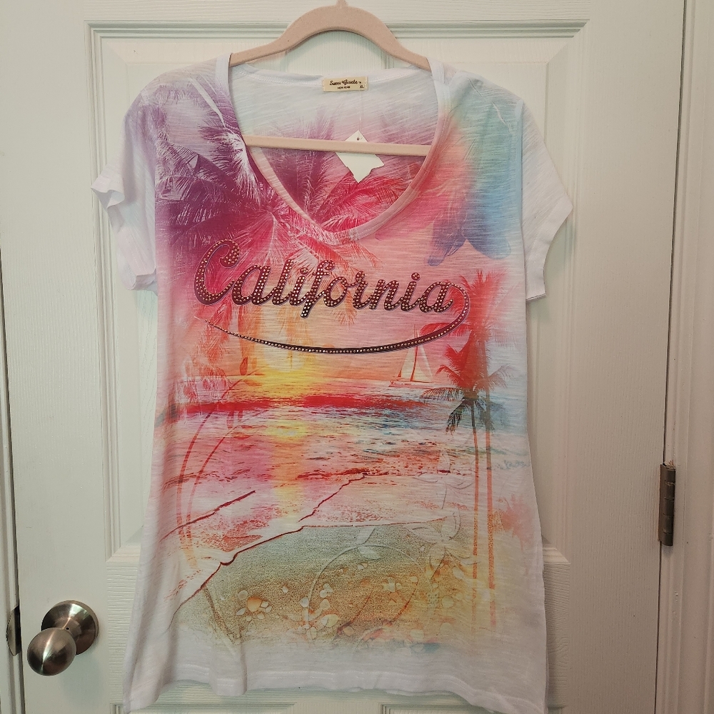Sweet Gisele bejeweled California tshirt